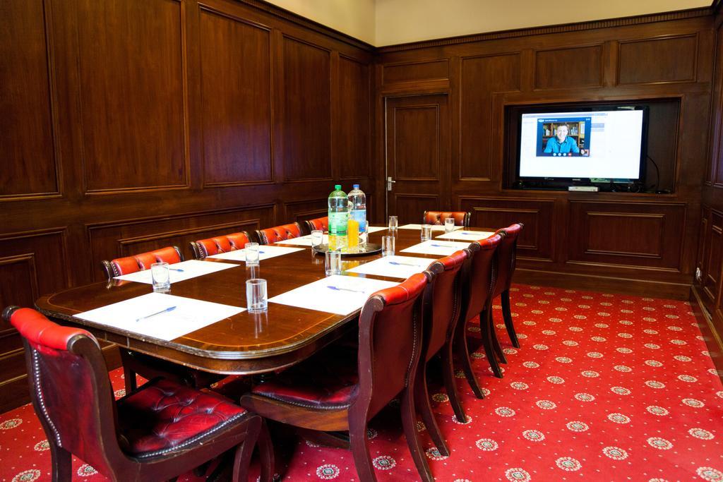 Whiston Hall Esterno foto